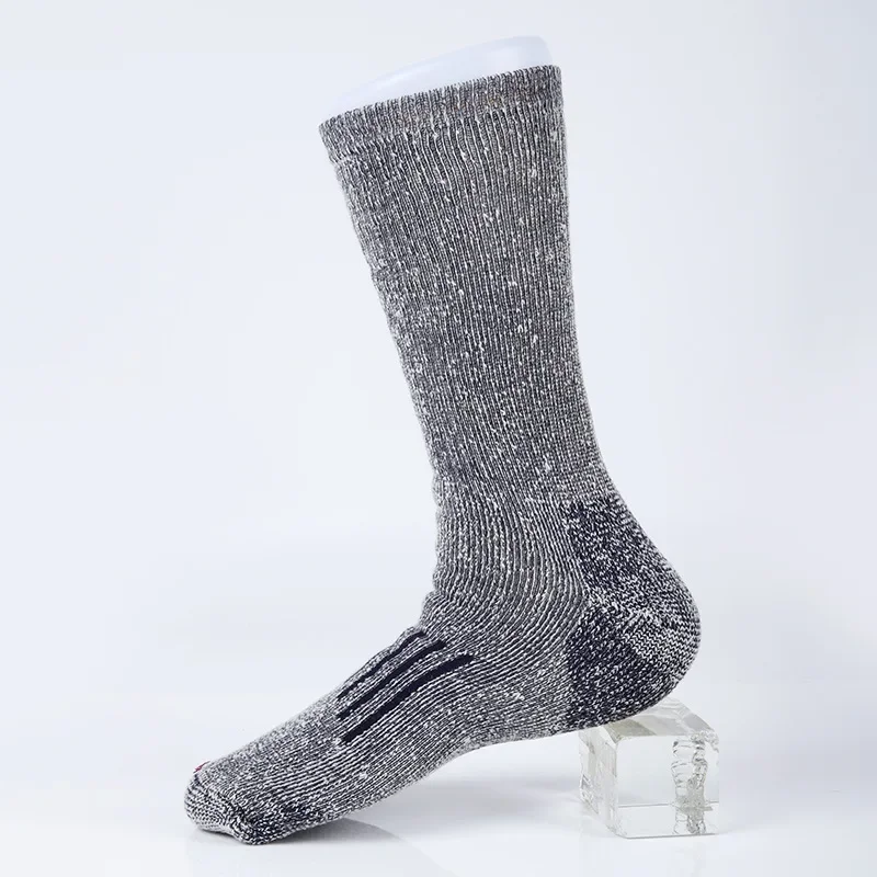 ถุงเท้าเดินป่าขนแกะเมอริโนสำหร - Wool Hiking Sock บทวิจารณ์และราคา